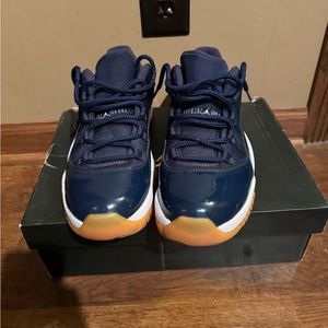 Jordan 11 low